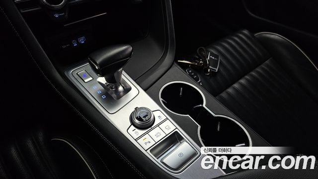 Genesis G70 2018 — photo 12