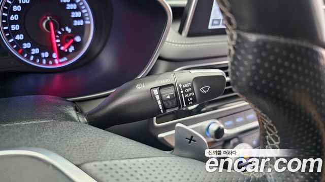 Genesis G70 2018 — photo 30