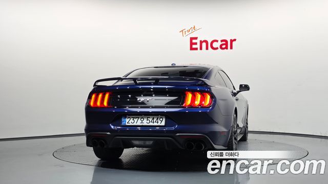 Ford Mustang 2019 — photo 4
