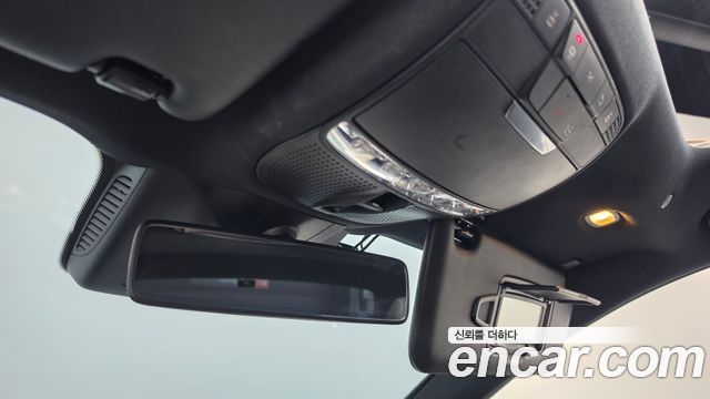 Mercedes-Benz E-Class 2020 — photo 27