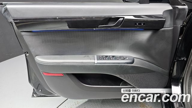 Hyundai Grandeur 2023 — photo 14