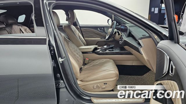 Kia K8 2022 — photo 11