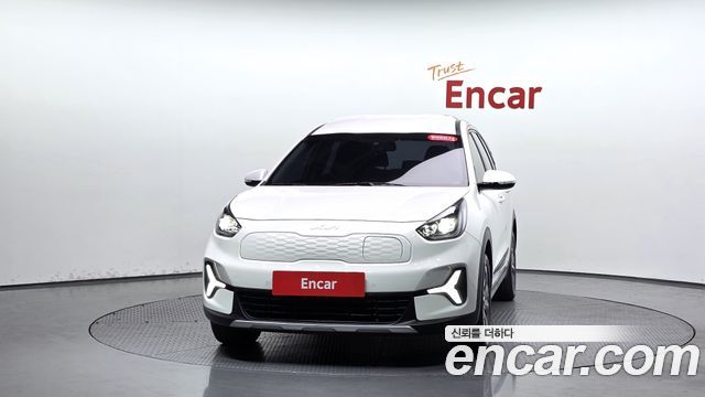 Kia Niro 2023 — photo 3