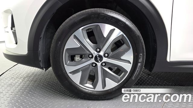Kia Niro 2023 — photo 5