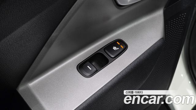 Kia Niro 2023 — photo 23