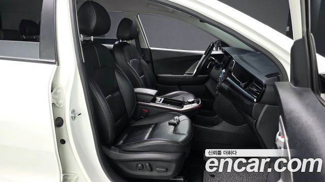 Kia Niro 2023 — photo 16