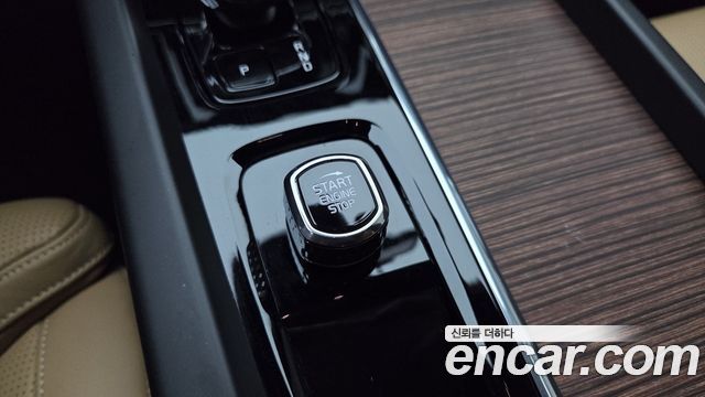 Volvo S60 2024 — photo 9