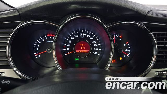 Kia K5 2013 — photo 11