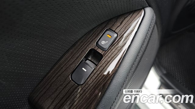 Kia K5 2013 — photo 25