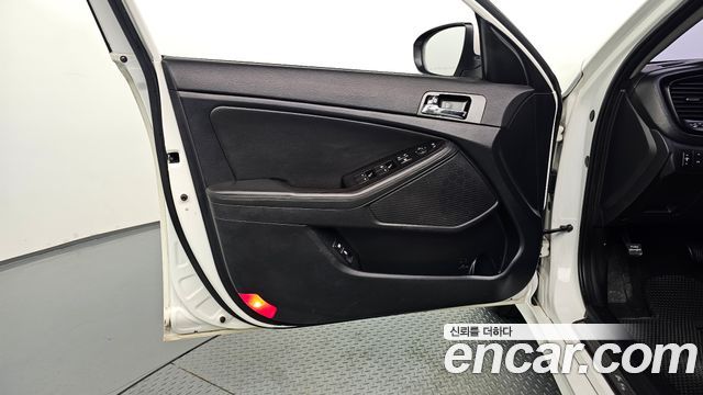Kia K5 2013 — photo 14