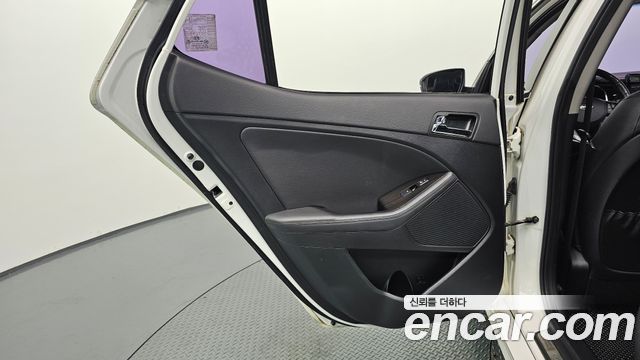 Kia K5 2013 — photo 15