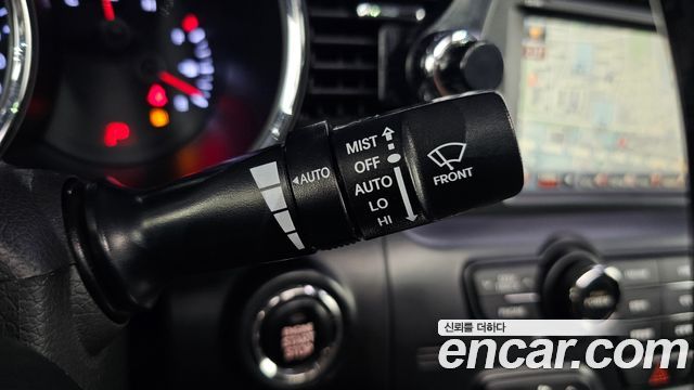 Kia K5 2013 — photo 32