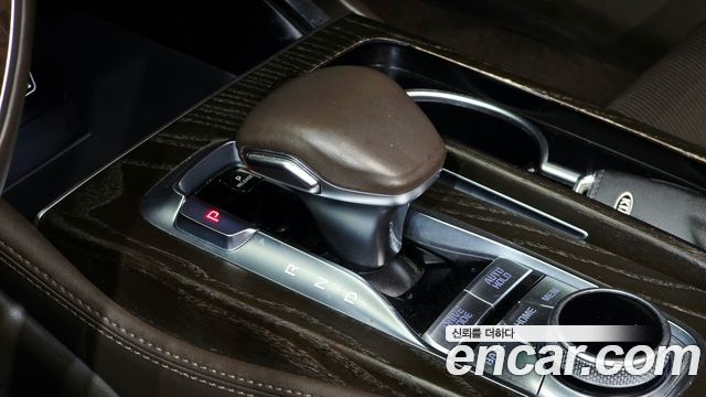 Kia K9 2019 — photo 12