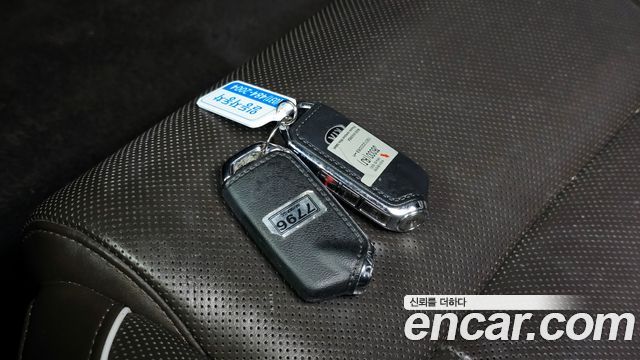 Kia K9 2019 — photo 23