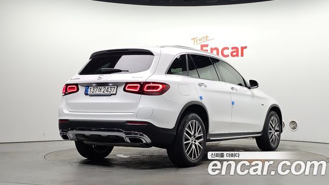 Mercedes-Benz GLC-Class 2021 — photo 2