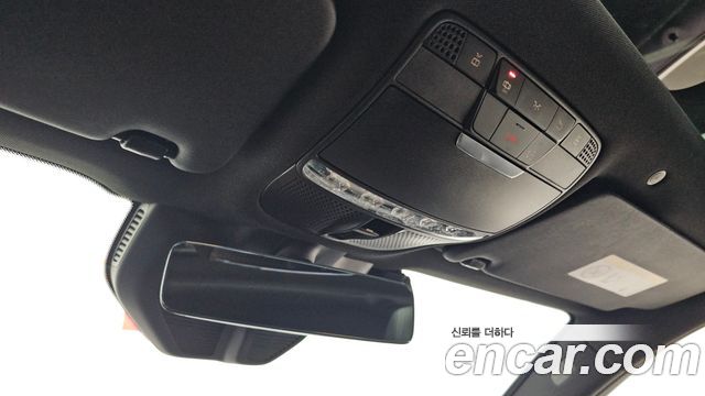 Mercedes-Benz GLC-Class 2021 — photo 18
