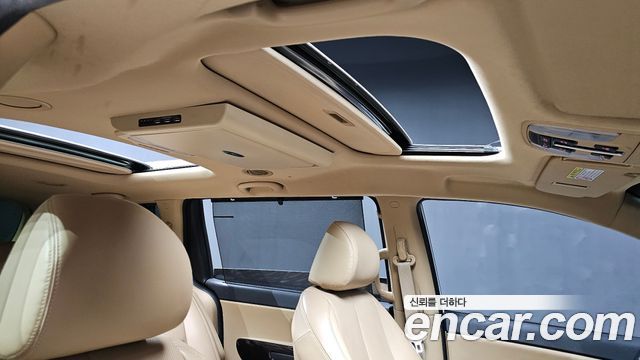 Kia Canival 2019 — photo 27