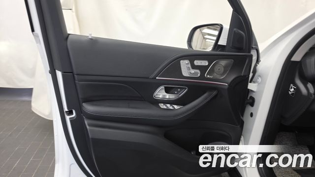 Mercedes-Benz GLE-Class 2024 — photo 14