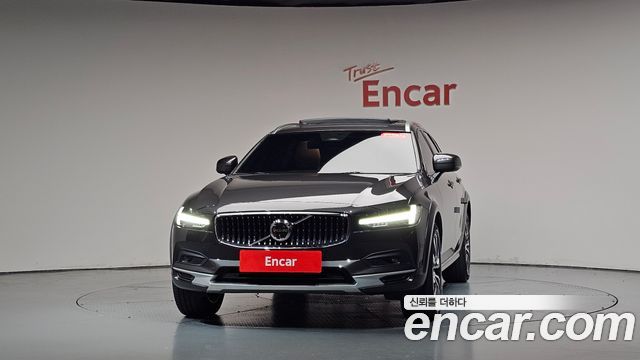 Volvo V90 2024 — photo 3