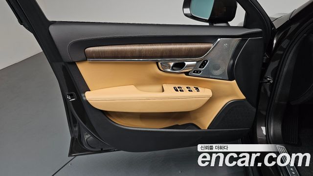 Volvo V90 2024 — photo 14