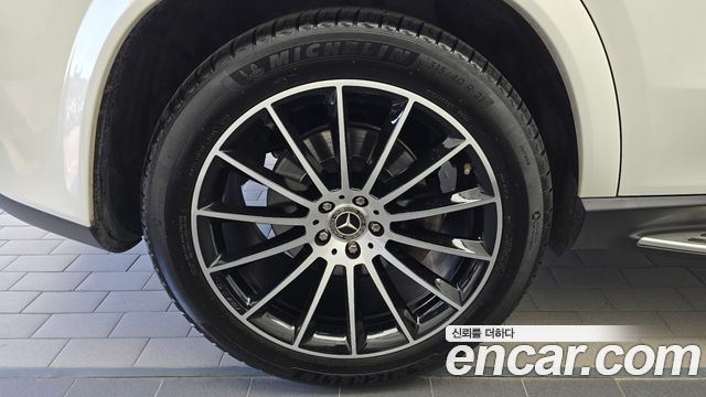 Mercedes-Benz GLE-Class 2021 — photo 5