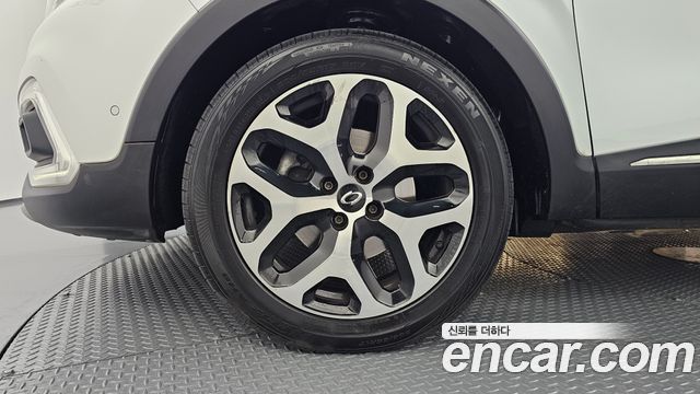 Renault Korea QM3 2019 — photo 5