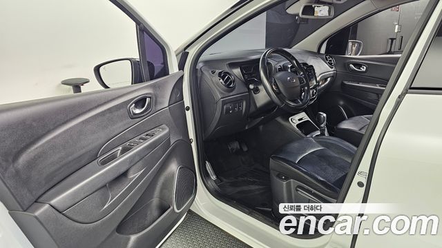 Renault Korea QM3 2019 — photo 10