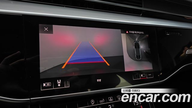 Audi A8 2020 — photo 15