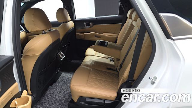 Kia Sorento 2023 — photo 18