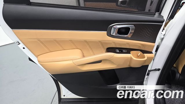 Kia Sorento 2023 — photo 15