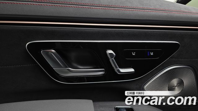 Mercedes-Benz EQS 2022 — photo 17
