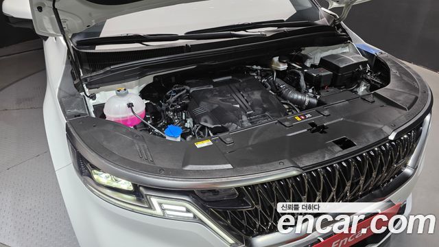 Kia Canival 2023 — photo 6