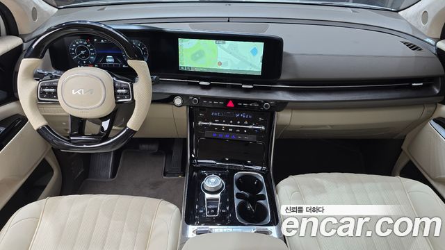 Kia Canival 2023 — photo 10