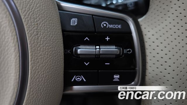 Kia Canival 2023 — photo 25