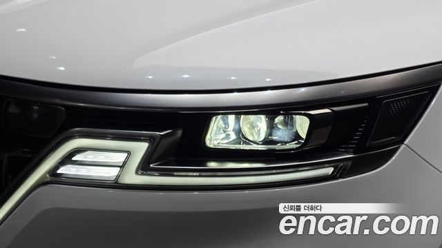Kia Canival 2023 — photo 8