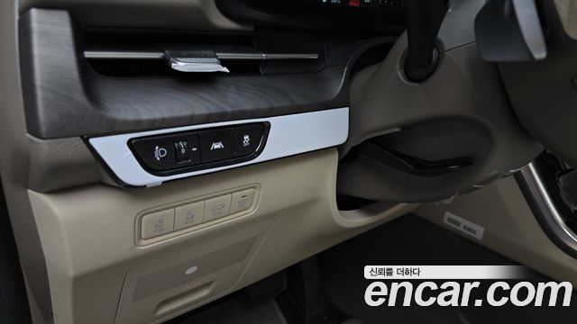 Kia Canival 2023 — photo 29