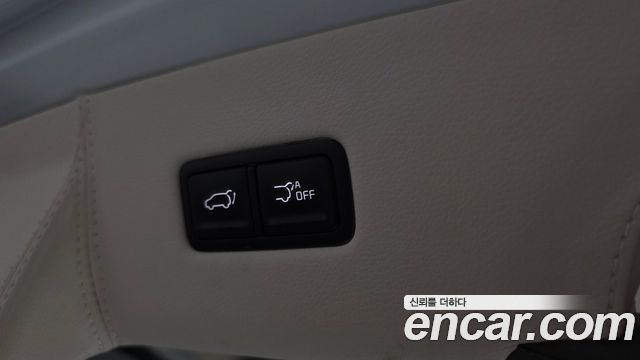 Kia Canival 2023 — photo 31