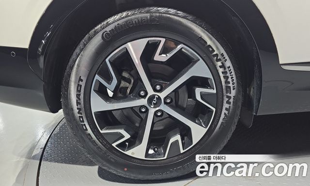 Kia Sportage 2023 — photo 5