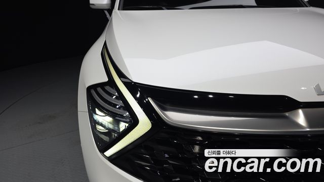 Kia Sportage 2023 — photo 8
