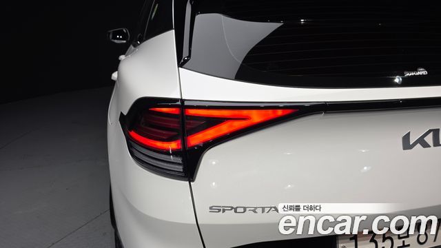 Kia Sportage 2023 — photo 9