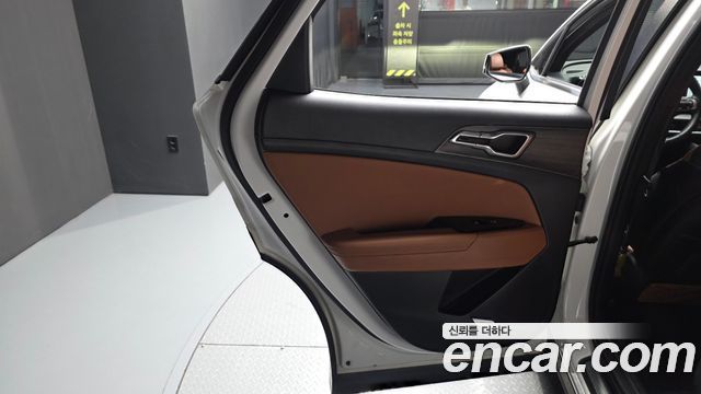 Kia Sportage 2023 — photo 15