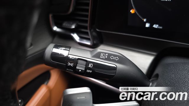 Kia Sportage 2023 — photo 28