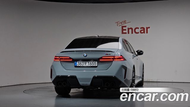 BMW M5 2026 — photo 4