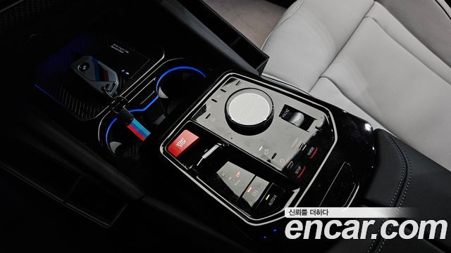 BMW M5 2026 — photo 12