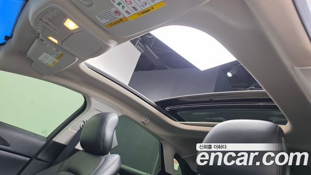 Lincoln MKZ 2015 — photo 16
