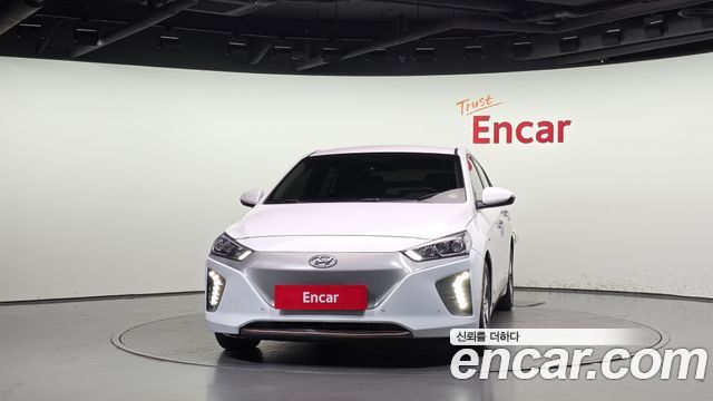 Hyundai Ioniq 2018 — photo 3