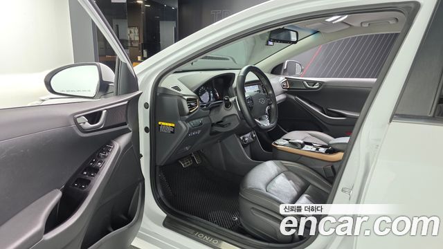 Hyundai Ioniq 2018 — photo 10