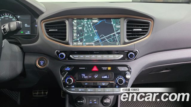Hyundai Ioniq 2018 — photo 14