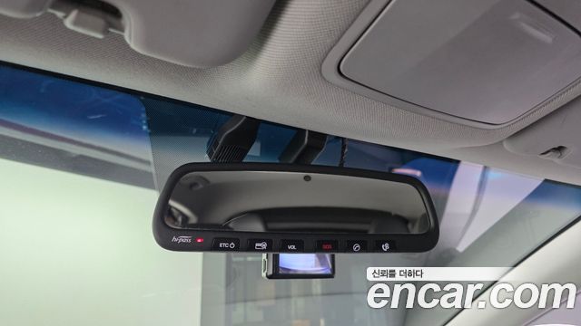 Hyundai Ioniq 2018 — photo 19