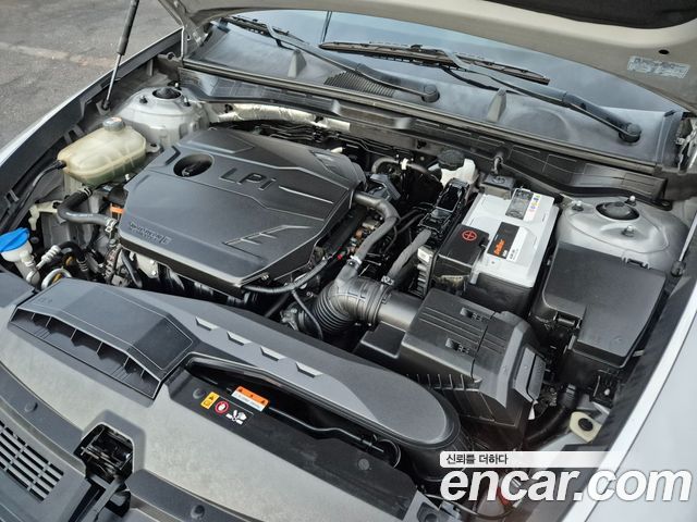 Hyundai Sonata 2020 — photo 18
